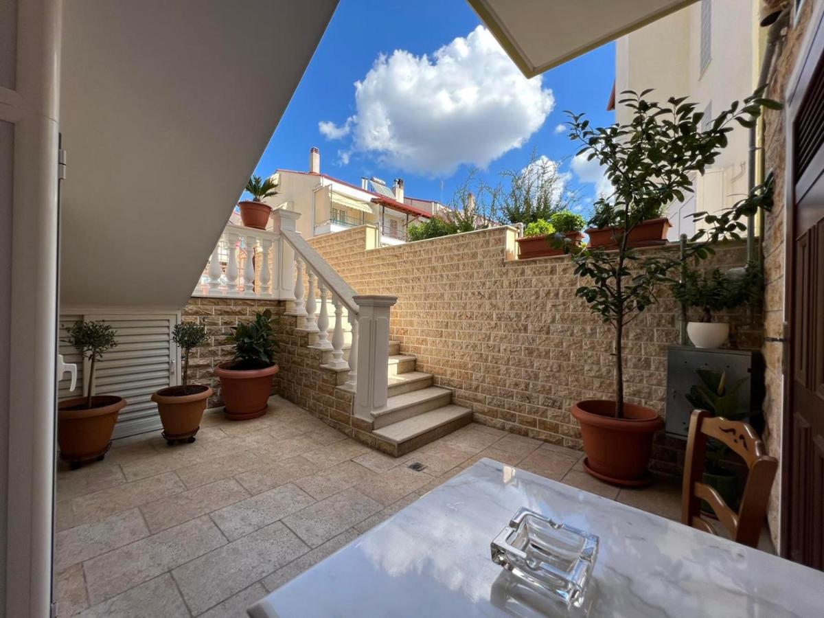Sofia Apartments Thessaloniki Buitenkant foto